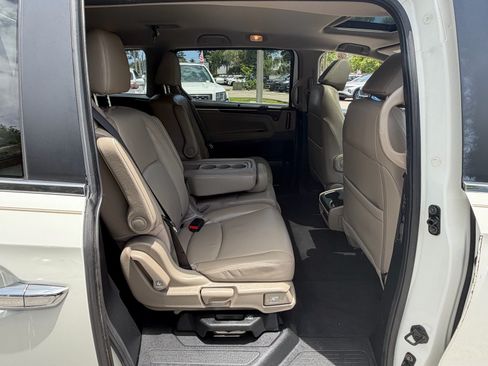 Used 2019 Honda Odyssey EX-L image 19