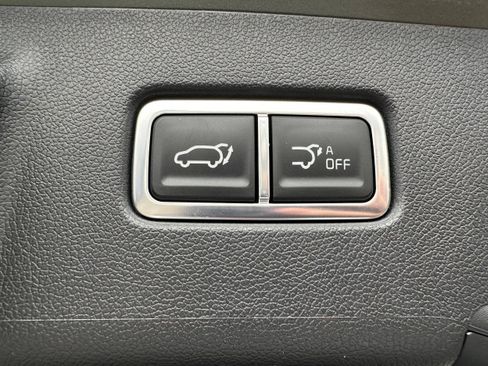 Used 2025 Kia Sorento SX Prestige w/ Sage Leather Package image 16