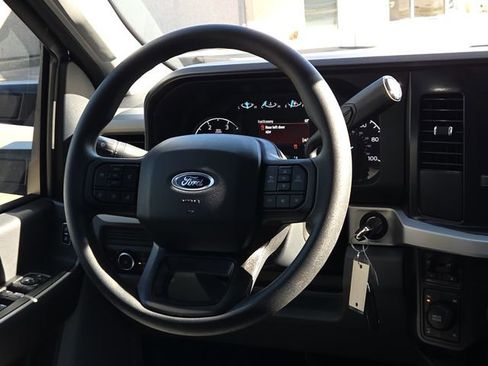 New 2026 Ford F250 XLT w/ FX4 Off-Road Package AWD/4WD image 14