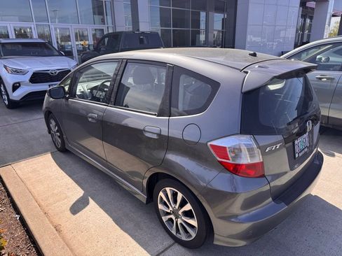Used 2013 Honda Fit Sport image 2