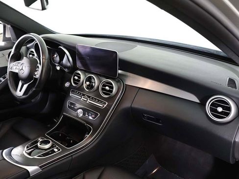 Used 2019 Mercedes-Benz C 300 4MATIC Sedan image 30