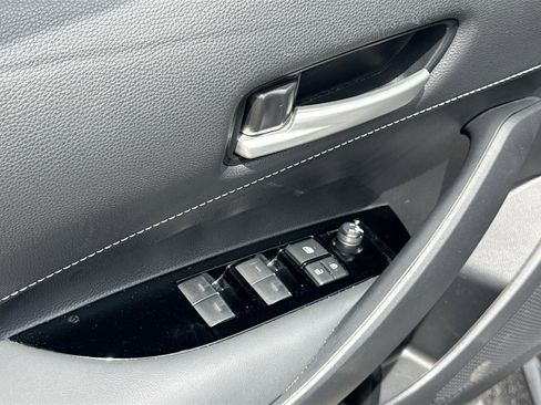 Used 2024 Toyota Corolla SE FWD image 21