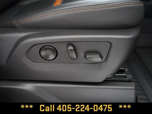 Used 2024 GMC Sierra 2500 AT4 w/ AT4 Preferred Package AWD/4WD image 28