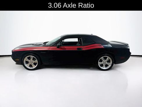 Used 2010 Dodge Challenger R/T RWD image 6
