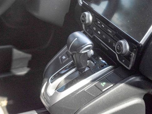 Used 2017 Honda CR-V EX-L image 9
