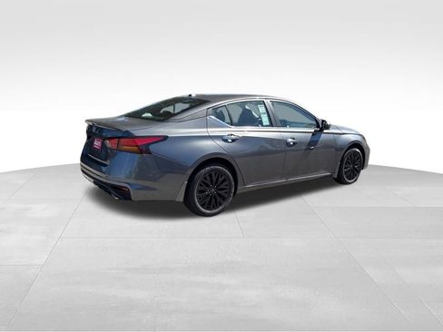 New 2025 Nissan Altima 2.5 SV w/ SV Special Edition Package image 4