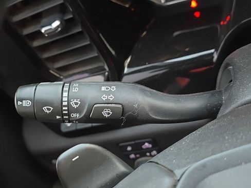 Used 2023 Chevrolet Silverado 1500 ZR2 w/ Technology Package image 21