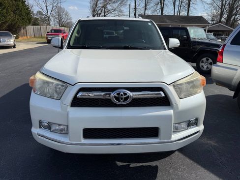Used 2011 Toyota 4Runner Limited AWD/4WD image 6