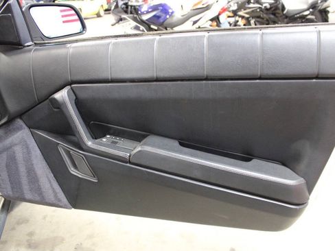 Used 1993 Cadillac Allante FWD image 36