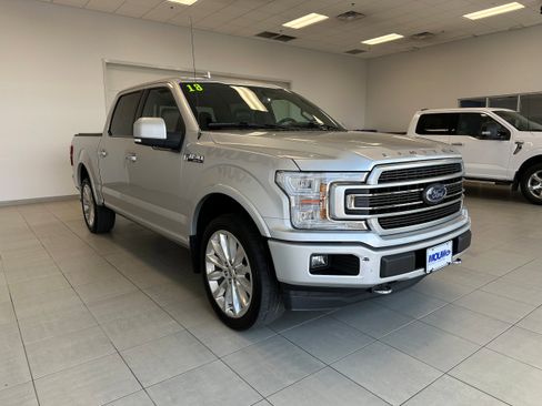 Used 2018 Ford F150 Limited w/ Trailer Tow Package image 4