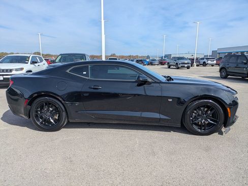 Used 2017 Chevrolet Camaro LT image 2
