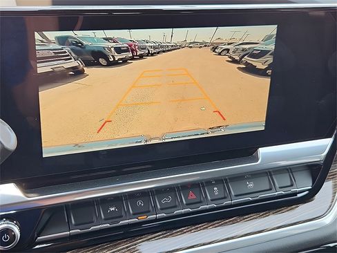 New 2026 GMC Sierra 1500 SLE w/ Preferred Package image 13