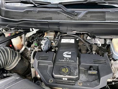 Used 2022 RAM 2500 Laramie AWD/4WD image 32