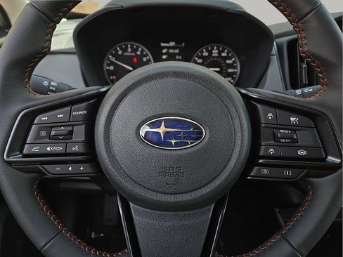 Used 2025 Subaru Crosstrek 2.5i Limited AWD/4WD image 20