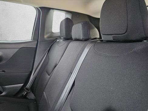 Used 2021 Jeep Renegade Sport image 21