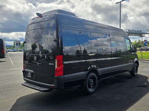 New 2026 Mercedes-Benz Sprinter 2500 image 5