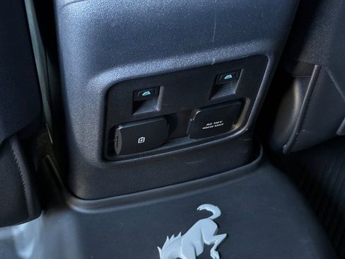 Used 2023 Ford Bronco Badlands AWD/4WD image 39