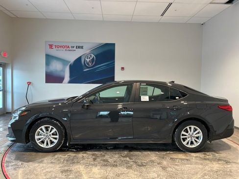 New 2026 Toyota Camry LE image 3