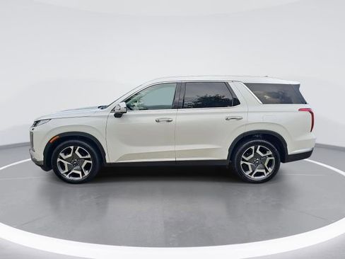 Used 2024 Hyundai Palisade Limited AWD/4WD image 2