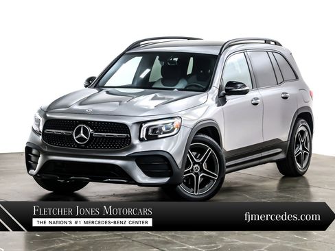 Used 2022 Mercedes-Benz GLB 250 4MATIC image 1