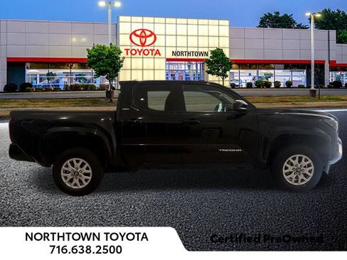 Used 2024 Toyota Tacoma SR5 AWD/4WD image 26
