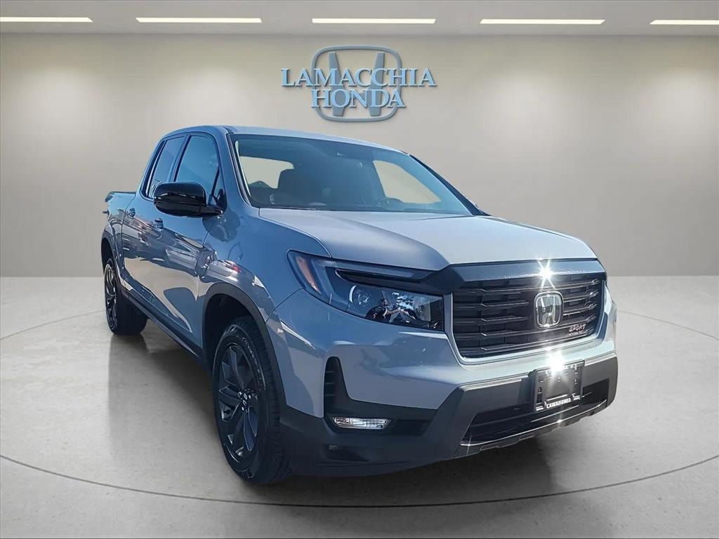 Used 2023 Honda Ridgeline Sport image 7