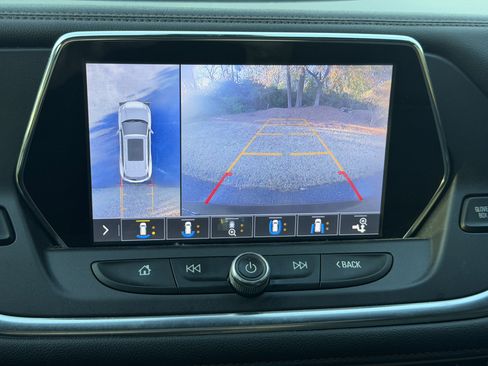 Used 2019 Chevrolet Blazer Premier w/ Sun and Wheels Package image 17