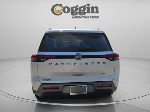 New 2026 Nissan Pathfinder SL FWD image 4