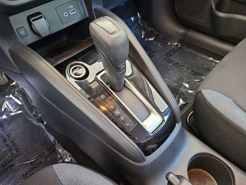 Used 2023 Nissan Versa SV image 18