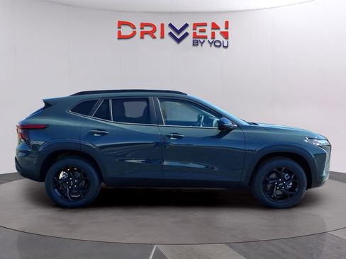 New 2026 Chevrolet Trax LT image 6