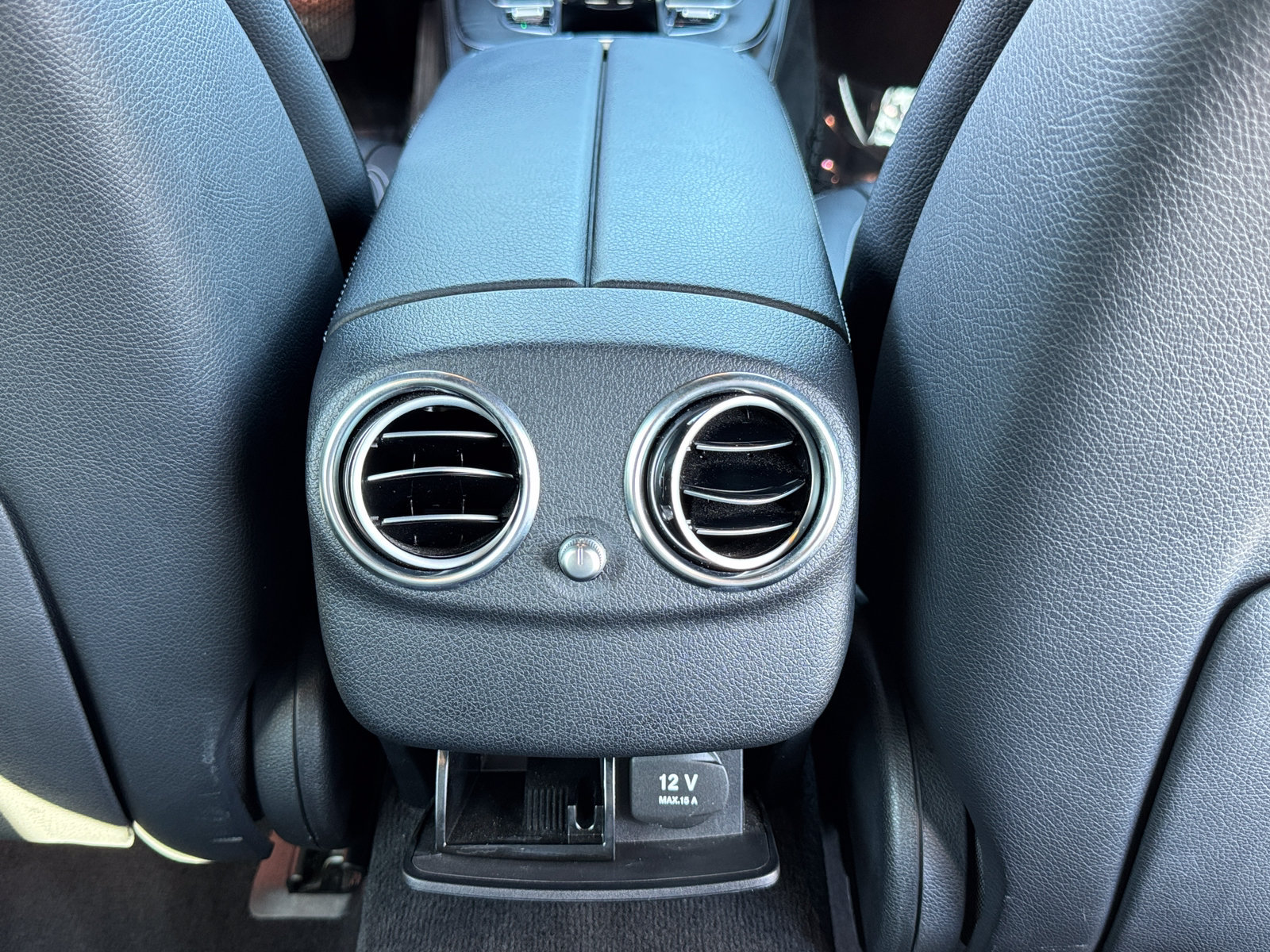Used 2018 Mercedes-Benz E 300 image 9