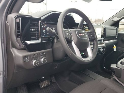 New 2026 GMC Sierra 1500 SLE w/ Preferred Package AWD/4WD image 23