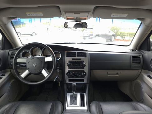 Used 2006 Dodge Charger R/T w/ Road/Track Performance Group RWD image 17