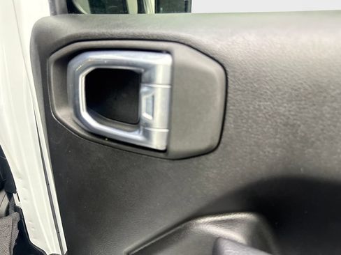 Used 2023 Jeep Wrangler Unlimited AWD/4WD image 45