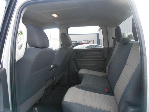 Used 2012 RAM 1500 ST w/ SXT Appearance Group image 11