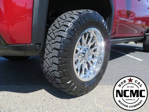 Used 2024 GMC Sierra 2500 Denali w/ Denali Reserve Package image 10