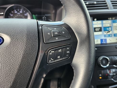 Used 2019 Ford Explorer XLT w/ Equipment Group 202A image 39