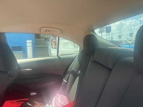 Used 2020 Toyota Corolla LE image 14