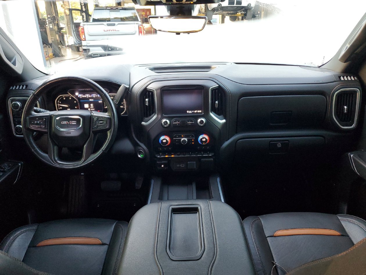 Used 2021 GMC Sierra 2500 AT4 w/ AT4 Premium Plus Package AWD/4WD image 11