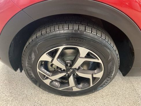 Used 2020 Kia Sportage LX AWD/4WD image 11