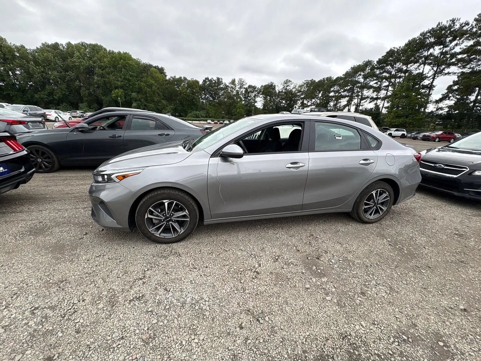 Used 2023 Kia Forte LXS FWD image 4