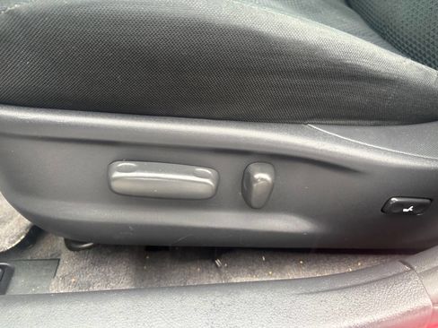 Used 2011 Toyota Camry SE w/ SE Extra-Value Pkg #1 image 11