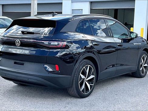 Certified 2023 Volkswagen ID.4 Pro S image 5