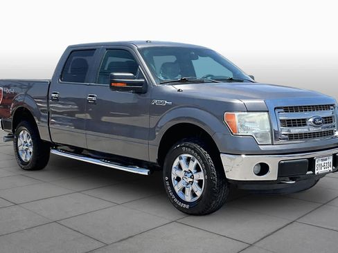 Used 2014 Ford F150 XLT w/ XLT Chrome Package AWD/4WD image 3