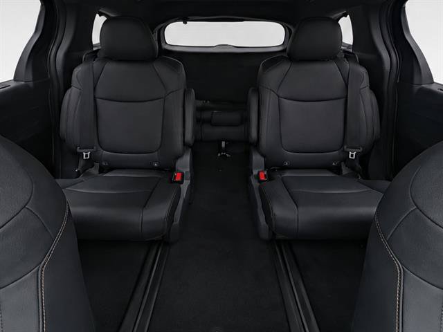 New 2026 Toyota Sienna XLE Woodland Edition AWD/4WD image 14