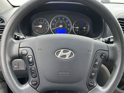 Used 2009 Hyundai Santa Fe GLS w/ Popular Equipment Pkg 2 AWD/4WD image 6