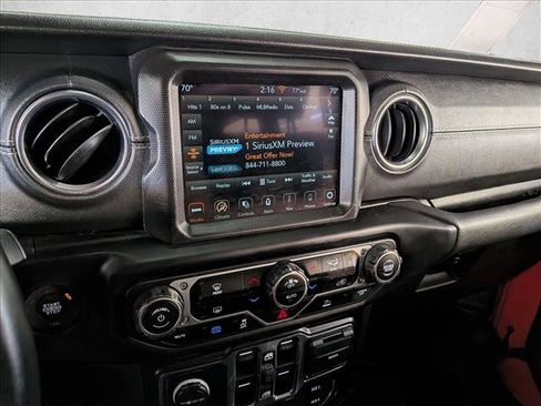 Used 2021 Jeep Wrangler Unlimited Sahara AWD/4WD image 18