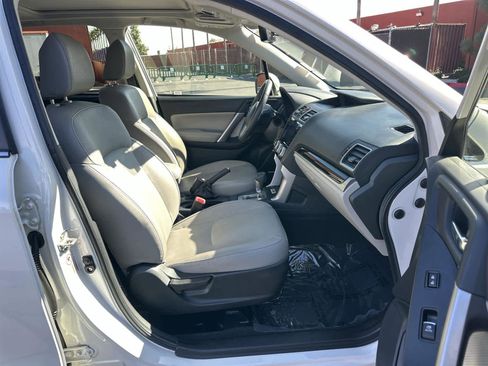 Used 2017 Subaru Forester 2.5i Limited image 14