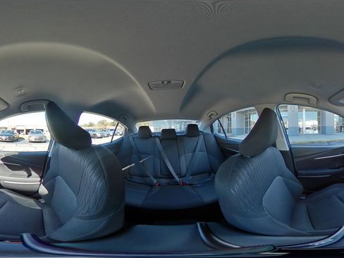 Used 2025 Toyota Camry LE image 46