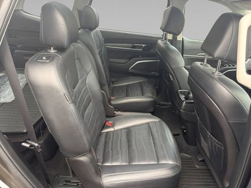 Used 2023 Kia Telluride SX Prestige AWD/4WD image 16